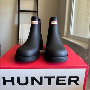 Hunter Commando Chelsea Boots